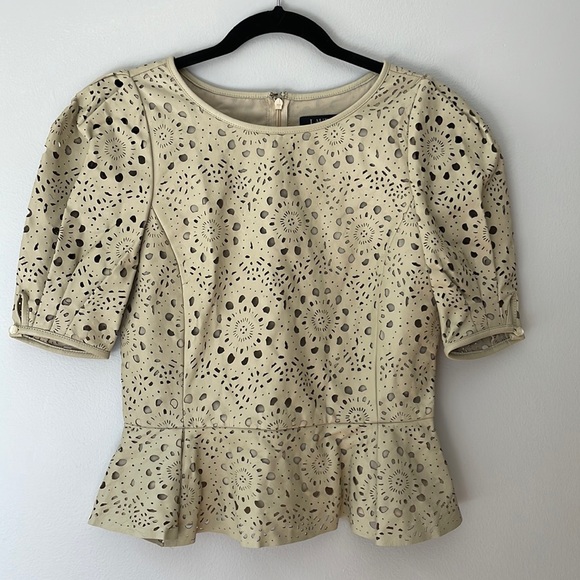 NWT Lauren Ralph Lauren Laser Cut Leather Peplum Top Women’s Size 2 - Picture 2 of 10